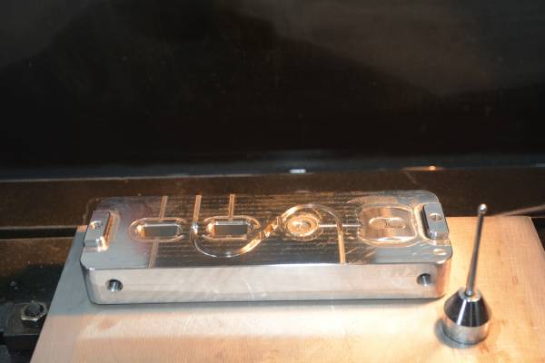 鋼料火花機加工 鋼料火花機加工