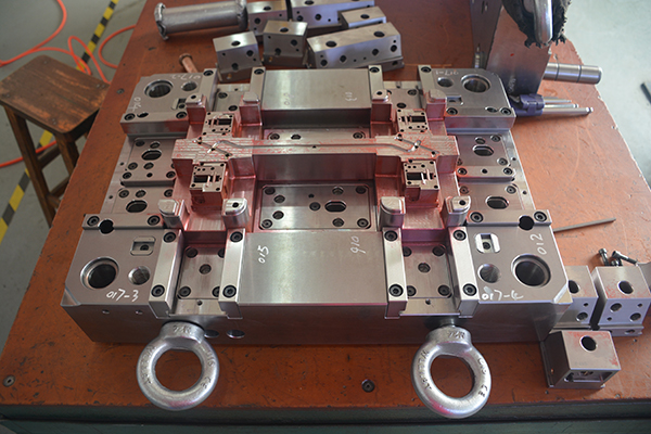 精密模具飛模 精密模具飛模