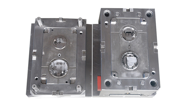 注塑模具開模 注塑模具開模