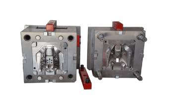 設(shè)計(jì)精密注塑模具的時(shí)候應(yīng)該注意哪些問題呢？