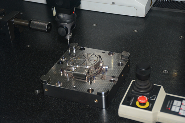 塑料模具設(shè)計(jì) 塑料模具設(shè)計(jì)