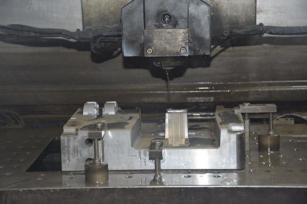 精密模具制造商 精密模具制造商