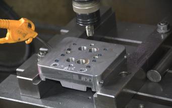 模具加工與模具制造：技術(shù)之路，如何選擇？