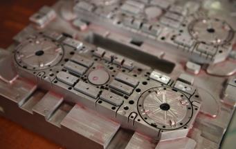 銘洋宇通塑料模具廠對于《稻盛經營學》—如何與員工實現哲學共有的精彩分享!